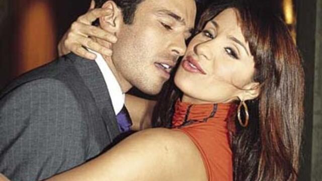 Deborah & Luis Carlos - "Me Haces Tanto Buen" Music video