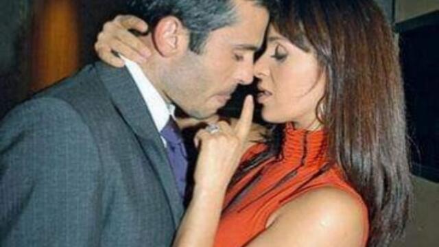 Deborah & Luis Carlos || Sexy Momentos.. Music video