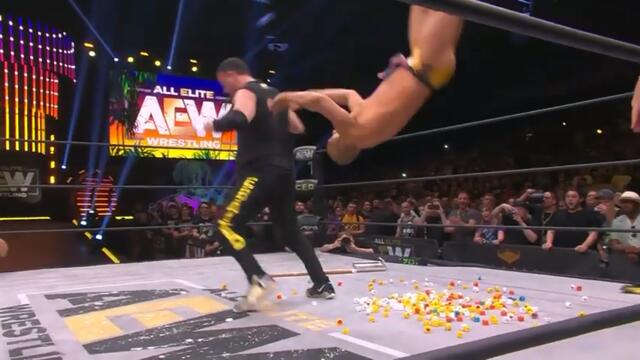 Майкъл Наказава срещу Алекс Джебайли - Хардкор мач (AEW: Файтър Фест) (Пре-шоу)