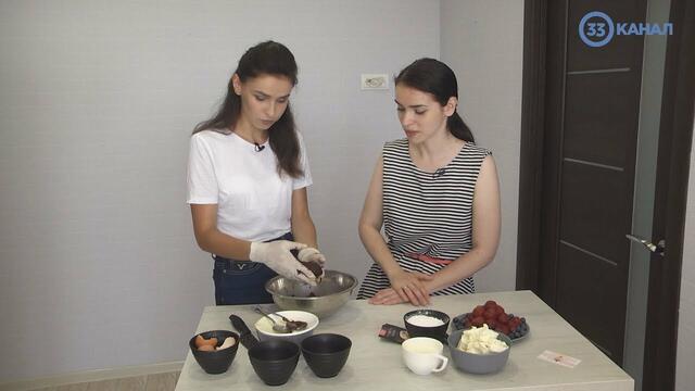 "Art School" Швидко і смачно: прості рецепти приготування тортиків